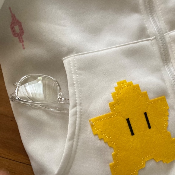 Kawaii style white hoodie, about 40” chest - Picture 9 of 9